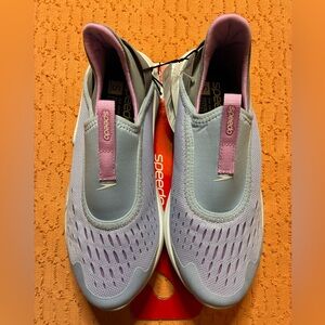 Speedo Women's Pull on
Water Shoes Non Slip Swim
Footwear Small 5/6 Hawaiian Sky